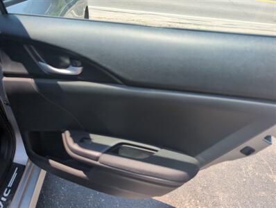2019 Honda Civic EX - Photo 13 - St. Johnsbury, VT 05819