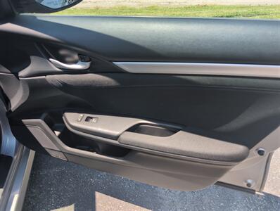2019 Honda Civic EX - Photo 15 - St. Johnsbury, VT 05819
