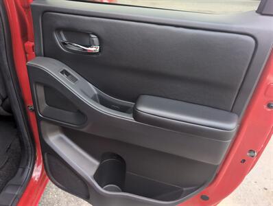 2026 Nissan Frontier SV   - Photo 12 - St. Johnsbury, VT 05819