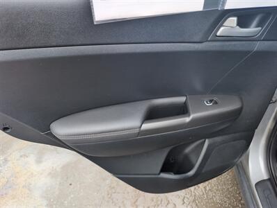 2022 Kia Sportage LX   - Photo 9 - St. Johnsbury, VT 05819