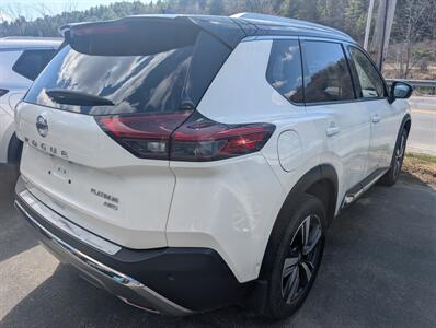 2021 Nissan Rogue Platinum   - Photo 3 - St. Johnsbury, VT 05819