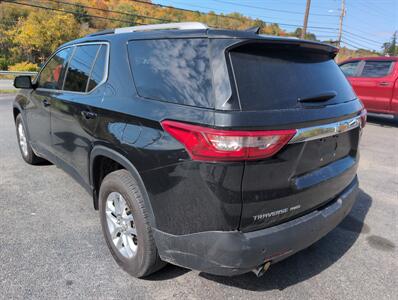 2018 Chevrolet Traverse LT Cloth   - Photo 2 - St. Johnsbury, VT 05819
