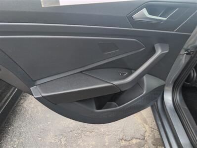 2024 Volkswagen Jetta S   - Photo 9 - St. Johnsbury, VT 05819