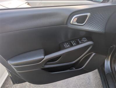 2023 Kia Soul EX - Photo 5 - St. Johnsbury, VT 05819