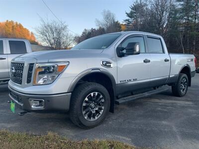 2019 Nissan Titan XD PRO-4X   - Photo 2 - St. Johnsbury, VT 05819