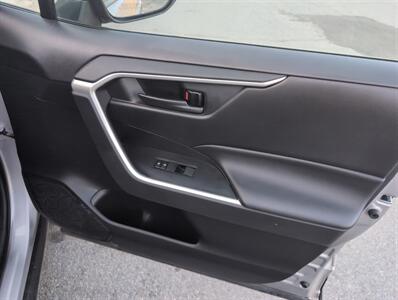 2022 Toyota RAV4 LE   - Photo 15 - St. Johnsbury, VT 05819