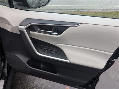 2022 Toyota RAV4 XLE - Photo 15 - St. Johnsbury, VT 05819