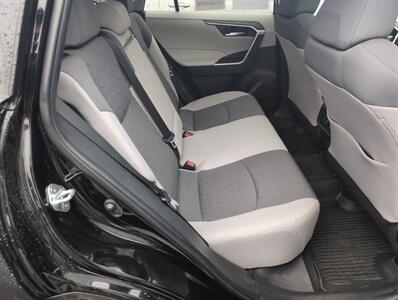 2022 Toyota RAV4 XLE - Photo 14 - St. Johnsbury, VT 05819
