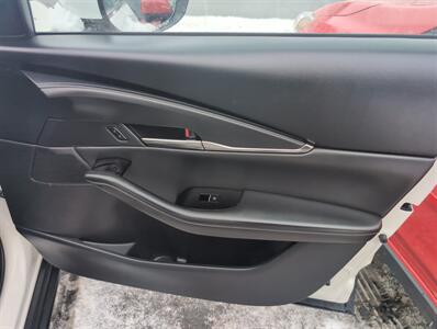 2023 Mazda CX-30 2.5 S Preferred - Photo 15 - St. Johnsbury, VT 05819