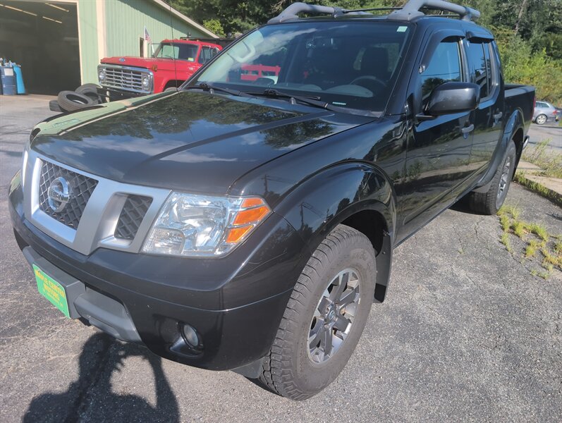 2020 Nissan Frontier PRO-4X   - Photo 1 - St. Johnsbury, VT 05819