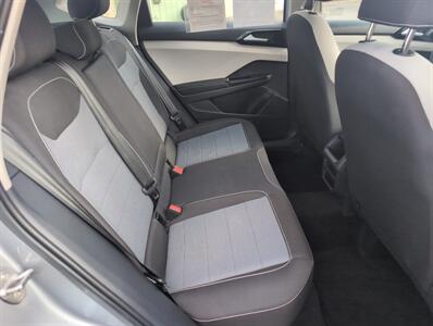 2025 Volkswagen Taos S 4Motion   - Photo 14 - St. Johnsbury, VT 05819