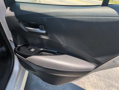 2020 Toyota Corolla Hatchback XSE - Photo 13 - St. Johnsbury, VT 05819