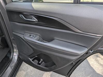 2023 Jeep Grand Cherokee Laredo - Photo 18 - St. Johnsbury, VT 05819