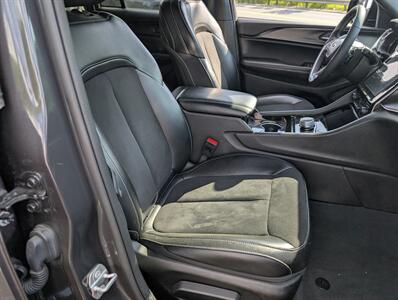 2023 Jeep Grand Cherokee Laredo - Photo 15 - St. Johnsbury, VT 05819