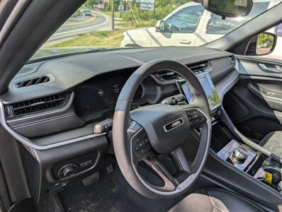 2023 Jeep Grand Cherokee Laredo - Photo 25 - St. Johnsbury, VT 05819