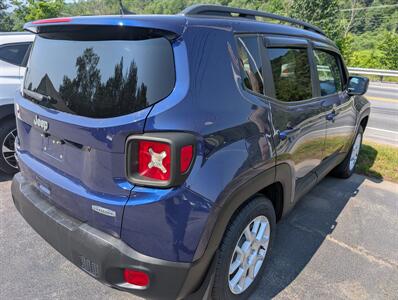 2021 Jeep Renegade Latitude   - Photo 3 - St. Johnsbury, VT 05819