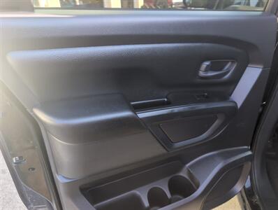 2021 Nissan Titan S   - Photo 14 - St. Johnsbury, VT 05819