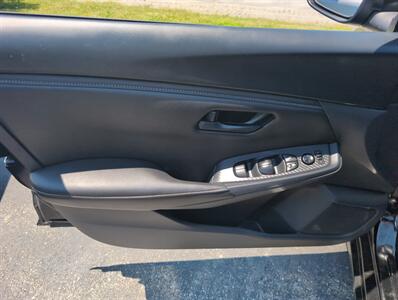 2025 Nissan Sentra S   - Photo 5 - St. Johnsbury, VT 05819