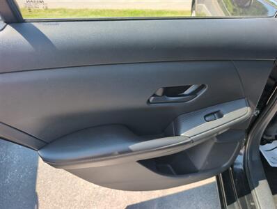 2025 Nissan Sentra S   - Photo 9 - St. Johnsbury, VT 05819