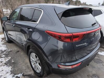 2017 Kia Sportage LX   - Photo 2 - St. Johnsbury, VT 05819