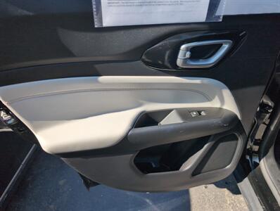2022 Jeep Compass Limited   - Photo 9 - St. Johnsbury, VT 05819