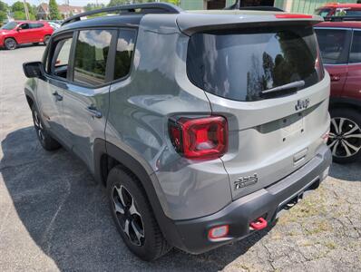 2021 Jeep Renegade Trailhawk - Photo 2 - St. Johnsbury, VT 05819