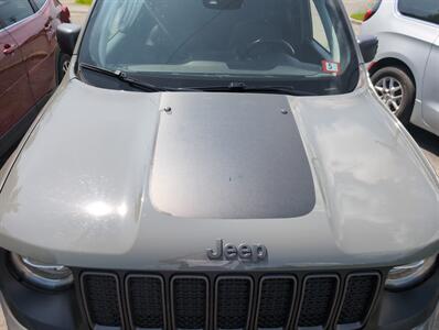 2021 Jeep Renegade Trailhawk - Photo 6 - St. Johnsbury, VT 05819