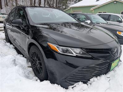 2020 Toyota Camry LE   - Photo 4 - St. Johnsbury, VT 05819