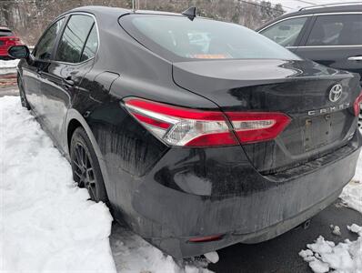 2020 Toyota Camry LE   - Photo 2 - St. Johnsbury, VT 05819