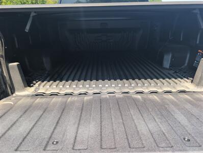 2023 Chevrolet Silverado 1500 LT   - Photo 12 - St. Johnsbury, VT 05819