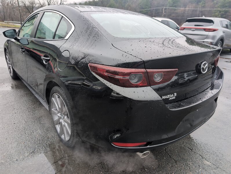 2021 Mazda Mazda3 Sedan Select photo 2