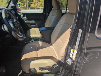 2019 Jeep Wrangler Unlimited Sahara   - Photo 7 - St. Johnsbury, VT 05819