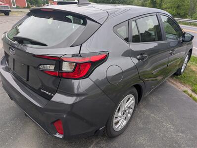 2024 Subaru Impreza   - Photo 2 - St. Johnsbury, VT 05819