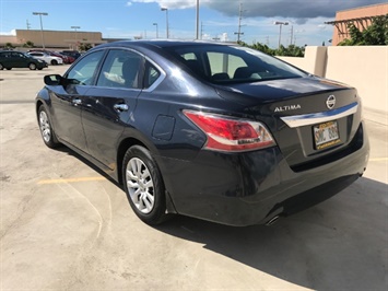 2015 Nissan Altima 2.5 S  NISSAN QUALITY !  FULL SIZE COMFORT ! - Photo 3 - Honolulu, HI 96818