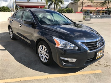 2015 Nissan Altima 2.5 S  NISSAN QUALITY !  FULL SIZE COMFORT ! - Photo 5 - Honolulu, HI 96818