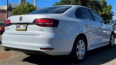 2016 Volkswagen Jetta 1.4T S GERMAN PRECISION DESIGNED !  AWESOME RIDE ! SUPER LOW MILES ! - Photo 6 - Honolulu, HI 96818