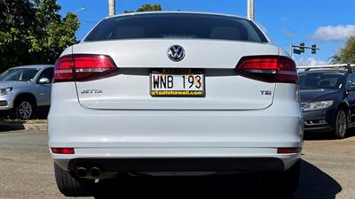 2016 Volkswagen Jetta 1.4T S GERMAN PRECISION DESIGNED !  AWESOME RIDE ! SUPER LOW MILES ! - Photo 8 - Honolulu, HI 96818