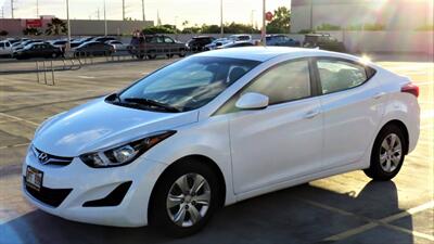 2016 Hyundai ELANTRA SE  STYLE & RELIABLE & AFFORDABLE! - Photo 1 - Honolulu, HI 96818