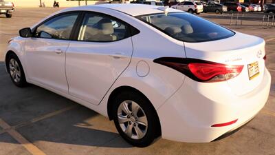 2016 Hyundai ELANTRA SE  STYLE & RELIABLE & AFFORDABLE! - Photo 3 - Honolulu, HI 96818