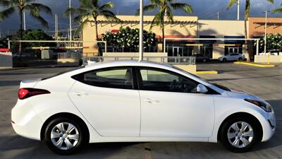 2016 Hyundai ELANTRA SE  STYLE & RELIABLE & AFFORDABLE! - Photo 8 - Honolulu, HI 96818