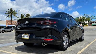 2019 Mazda Mazda3 Sedan BLACK  SPORTY & RELIABLE! - Photo 5 - Honolulu, HI 96818