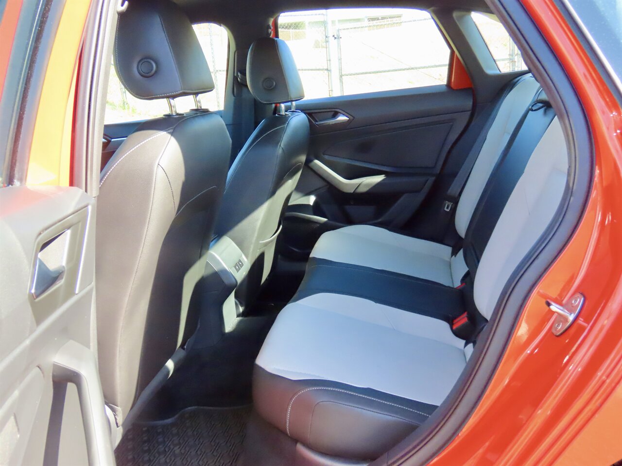 2019 Volkswagen Jetta 1.4T R-Line BEYOND AMAZING! LUXURY LOW MILES ! RARE FIND ! - Photo 12 - Honolulu, HI 96818