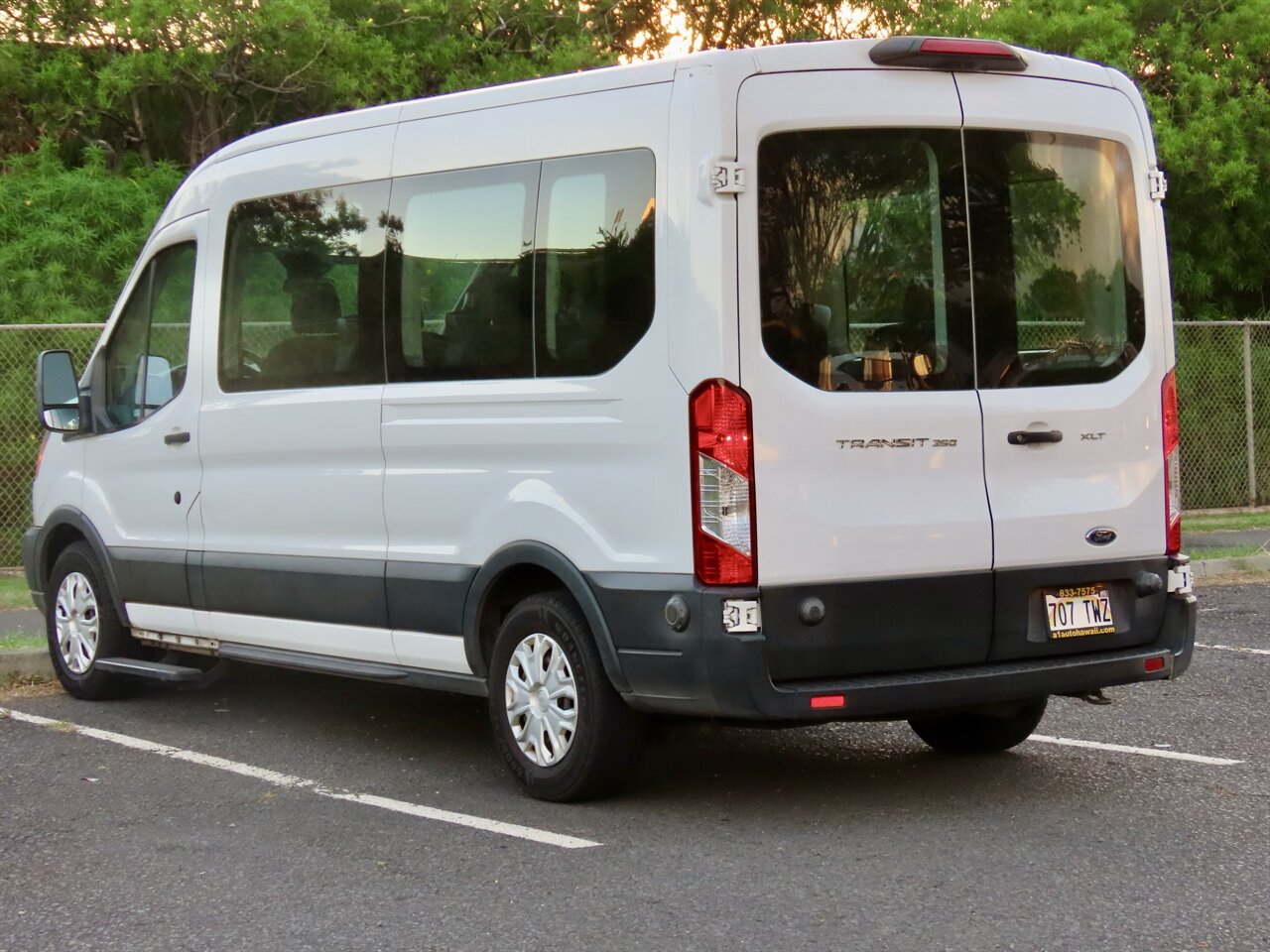2019 Ford Transit Passenger 350 XLT VERY VERY WELL MAINTAINED ! - Photo 6 - Honolulu, HI 96818