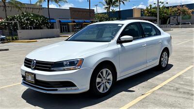 2015 Volkswagen Jetta SE PZEV  PREFFERED SE MODEL ! AMAZING ! - Photo 1 - Honolulu, HI 96818