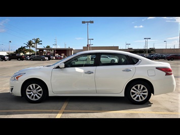 2015 Nissan Altima 2.5 S  FULL SIZE COMFORT ! - Photo 8 - Honolulu, HI 96818