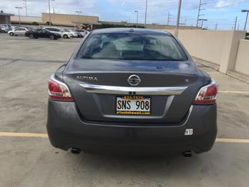 2015 Nissan Altima 2.5 NISSAN QUALITY !  FULL SIZE COMFORT ! - Photo 9 - Honolulu, HI 96818