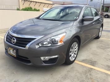 2015 Nissan Altima 2.5 NISSAN QUALITY !  FULL SIZE COMFORT ! - Photo 2 - Honolulu, HI 96818