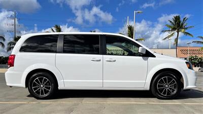 2019 Dodge Grand Caravan SE Plus  7 PASSENGER  AFFORDABLE. LOW MILES! - Photo 6 - Honolulu, HI 96818