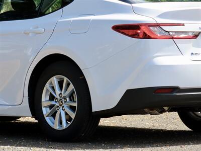2025 Toyota Camry LE   - Photo 8 - Honolulu, HI 96818