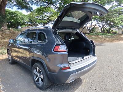 2021 Jeep Cherokee LIMITED  SUPER CHERRY ! SUPER MINT ! SUPER LOW MILES ! - Photo 9 - Honolulu, HI 96818